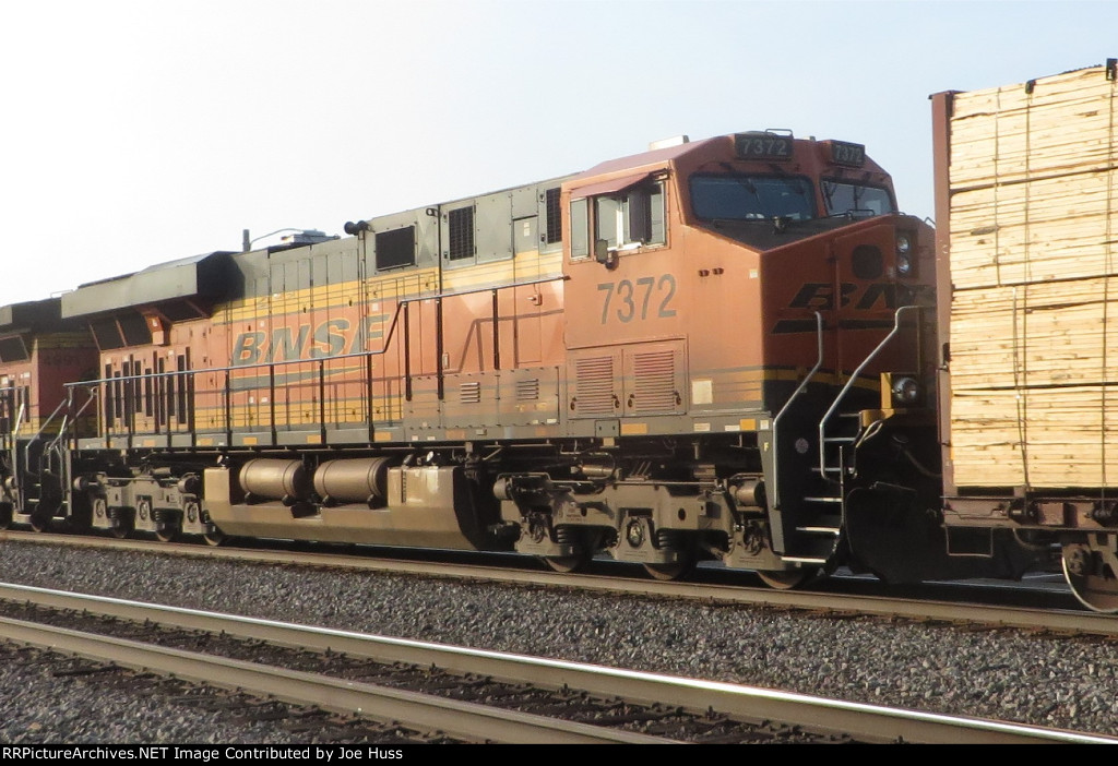 BNSF 7372